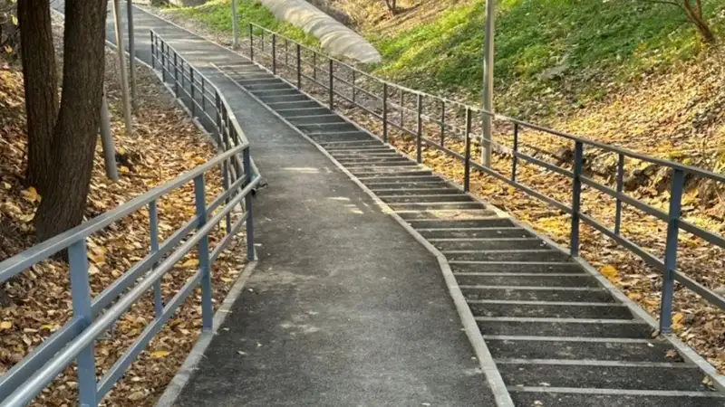 В Алматы построили три новых пешеходных моста, фото - Новости Zakon.kz от 05.12.2023 09:11