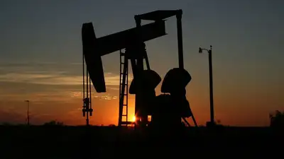 Нефть подорожала из-за решения ОПЕК+ сократить добычу, фото - Новости Zakon.kz от 07.07.2023 18:44
