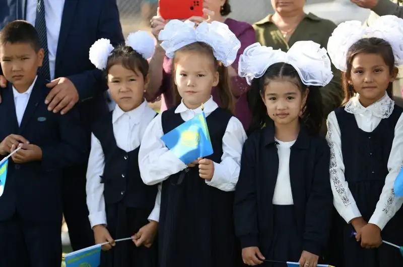 В Теректинском районе ЗКО построена новая школа, фото - Новости Zakon.kz от 06.09.2023 14:13