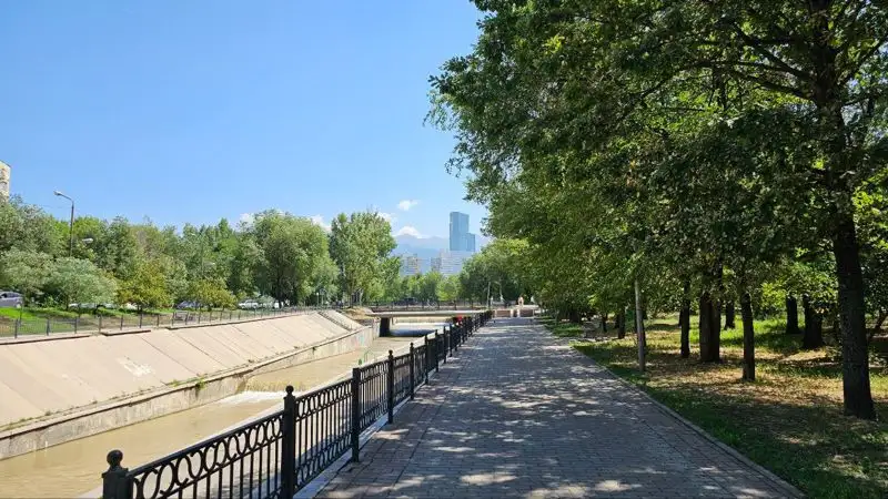Куда пойти на свидание: романтические места в Алматы