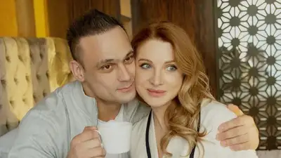 Илья Ильин с женой планируют заняться расследованием допинг-скандала 2016 года, фото - Новости Zakon.kz от 12.09.2023 16:46
