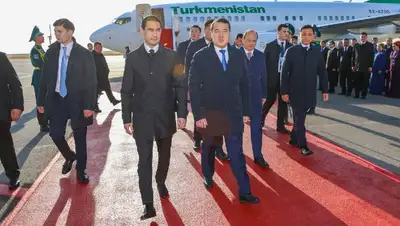 Президент Туркменистана прибыл в Астану , фото - Новости Zakon.kz от 14.10.2022 10:31