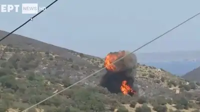 пожары в Греции, упал самолет