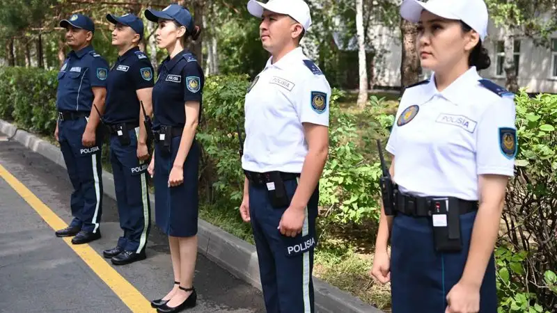 Новая форма сотрудников туристической полиции, фото - Новости Zakon.kz от 30.06.2023 17:07