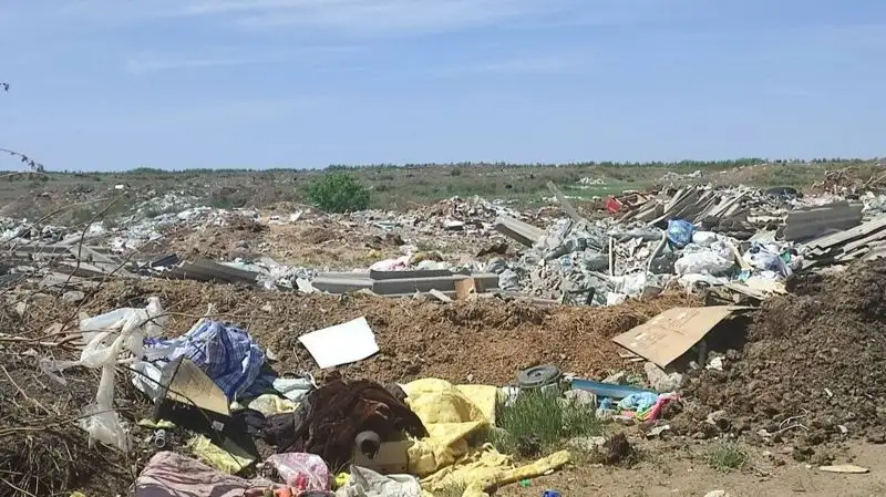 В Косшы водителя ассенизаторской машины наказали за незаконный слив нечистот