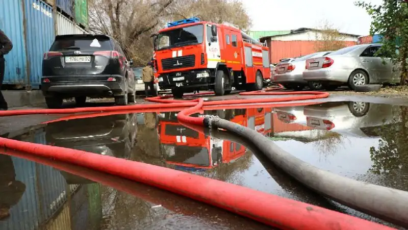 МЧС в Казахстане не вправе проверять пожарную безопасность строящихся объектов