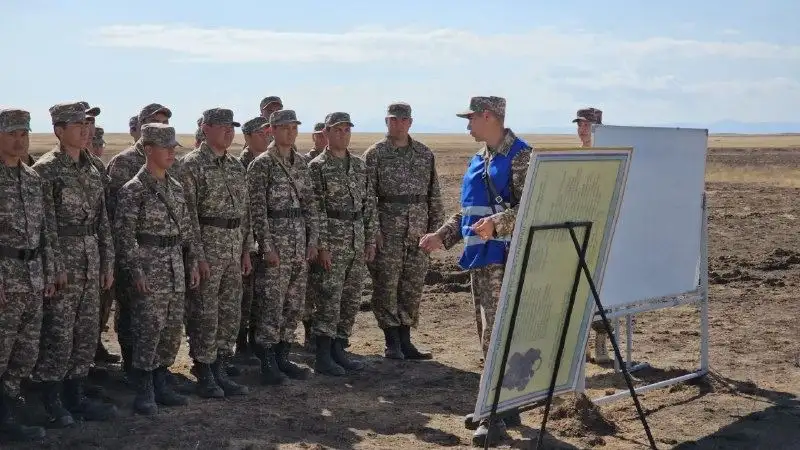 Как в Казахстане проходят военные сборы солдат и офицеров запаса