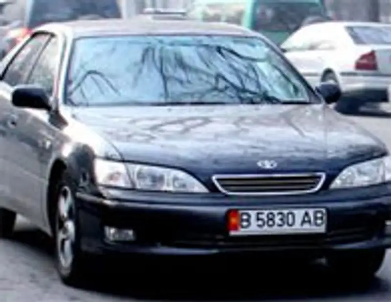 Просьбы владельцев "кыргызских машин" могут быть не удовлетворены, фото - Новости Zakon.kz от 27.02.2012 16:19