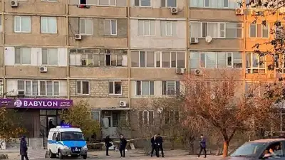 Труп мужчины обнаружили в центре Актау , фото - Новости Zakon.kz от 15.11.2023 21:11