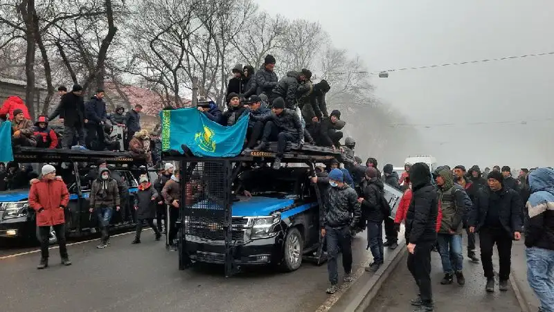 Мажилис взял в работу законопроект "Об амнистии"