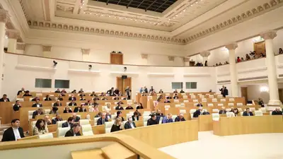 Грузинская оппозиция требует отозвать закон об иноагентах, фото - Новости Zakon.kz от 09.03.2023 01:27
