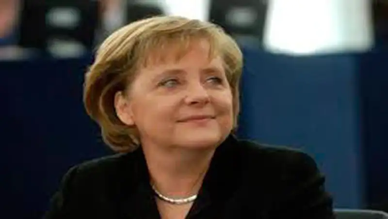 Меркель не исключает выход Британии из ЕС, фото - Новости Zakon.kz от 03.11.2014 23:50