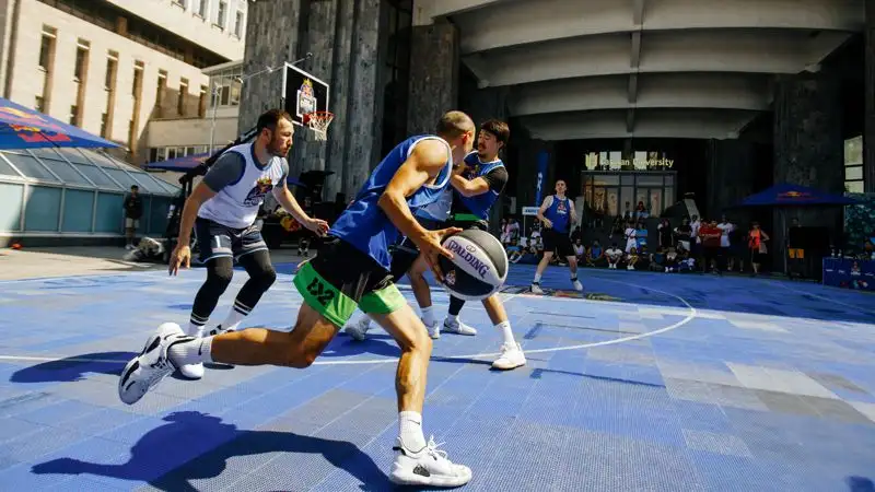 Red Bull Half Court стартует в Казахстане, фото - Новости Zakon.kz от 03.07.2023 17:23