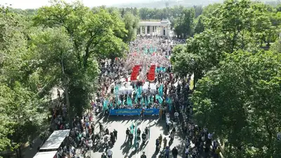 Казахстан, день памяти и скорби, День Победы, переименования