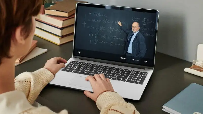 В Казахстане стартуют продажи высокопроизводительного ноутбука Huawei MateBook D 16, фото - Новости Zakon.kz от 27.08.2022 19:00