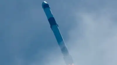 13 военных спутников вывела в космос SpaceX , фото - Новости Zakon.kz от 03.09.2023 04:36