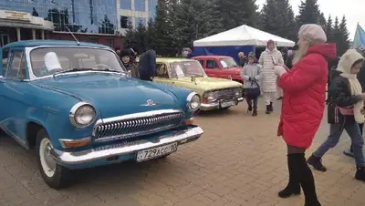 выставка автомобилей, фото - Новости Zakon.kz от 25.10.2022 15:32
