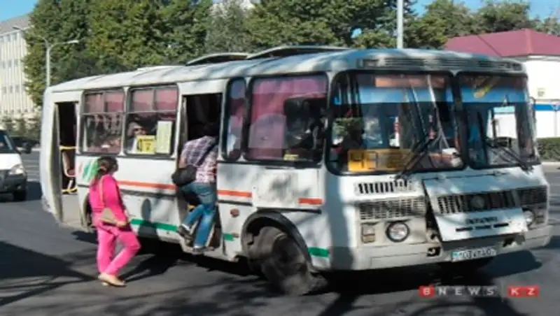 В Уральске перевозчики будут добиваться повышения тарифа на проезд через суд, фото - Новости Zakon.kz от 28.08.2014 23:43