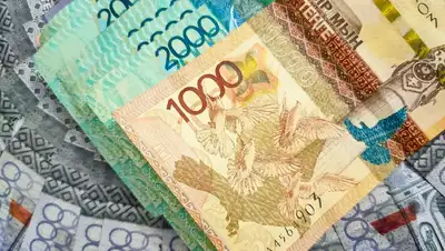 банкноты, фото - Новости Zakon.kz от 11.01.2022 13:09