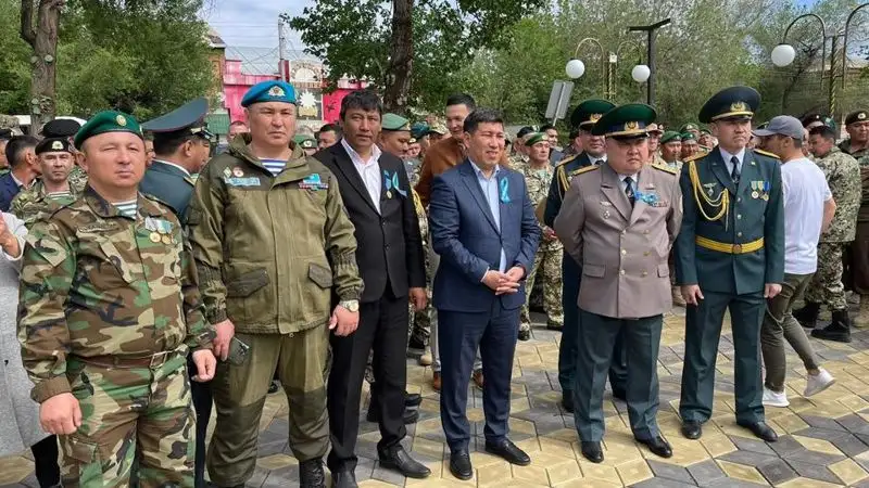 В Уральске открыли памятную композицию погибшим воинам, фото - Новости Zakon.kz от 08.05.2023 14:13