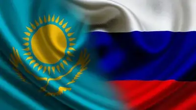 флаги Казахстана и России, фото - Новости Zakon.kz от 09.11.2023 00:28
