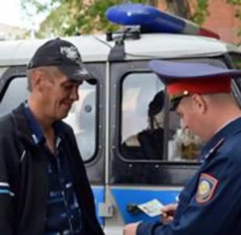 В Атырау усилены меры безопасности, объявлен план «Перехват», фото - Новости Zakon.kz от 16.09.2012 17:20