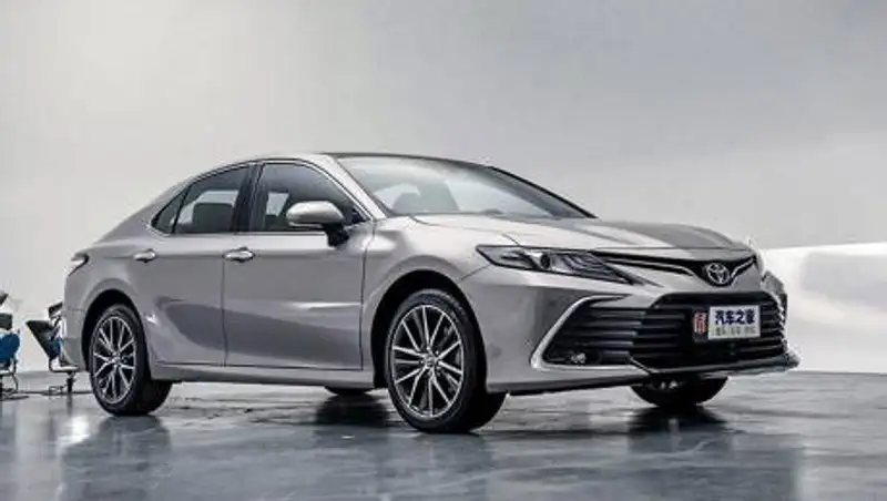 Китай создал свою версию Camry 70