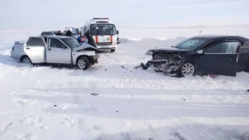 Два человека погибли в ДТП в Абайской области