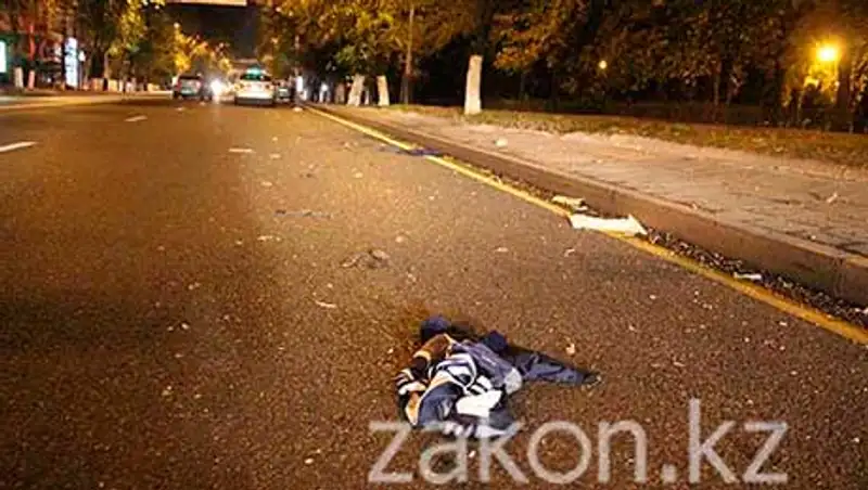 Найден водитель Лексуса, насмерть сбивший мужчину в Алматы , фото - Новости Zakon.kz от 17.10.2013 16:35