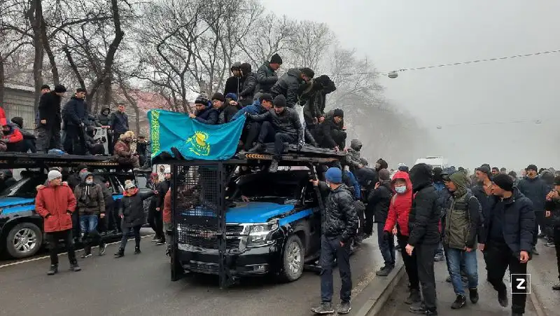 Начальник ДП Алматы рассказал, как митинги переросли в террористические атаки