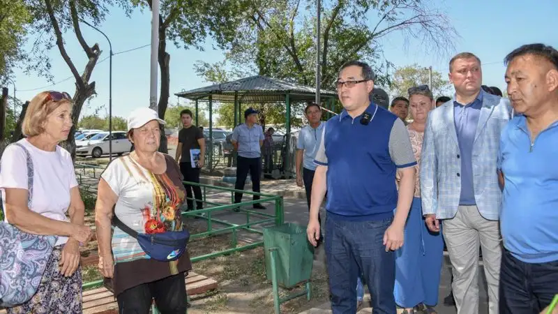 Аким Алматинской области встретился с пострадавшими от пожара