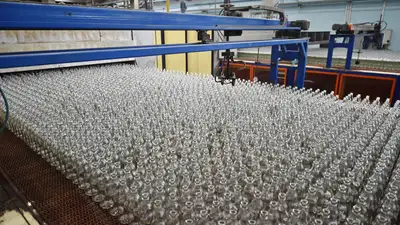 производство бутылки стекло, фото - Новости Zakon.kz от 23.11.2021 10:15