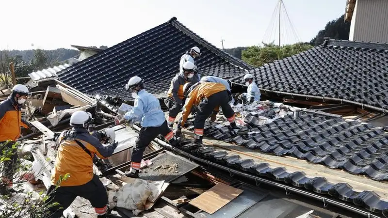 Землетрясение в Японии: погибших - 92, 250 человек пропали без вести, фото - Новости Zakon.kz от 06.01.2024 03:10