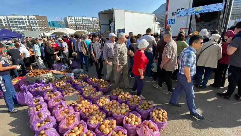 Ярмарка сельскохозяйственной продукции, фото - Новости Zakon.kz от 24.09.2022 11:42