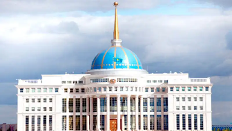 Назарбаев подписал поправки об ограничении участия государства в сфере бизнеса, фото - Новости Zakon.kz от 22.04.2015 18:19
