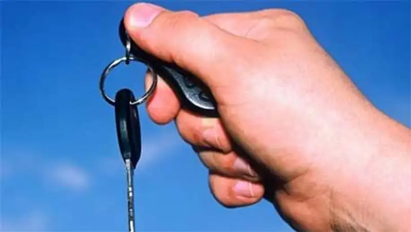 Универсальным полицейским Мангыстауской области вручили ключи от машин, фото - Новости Zakon.kz от 05.11.2013 15:16