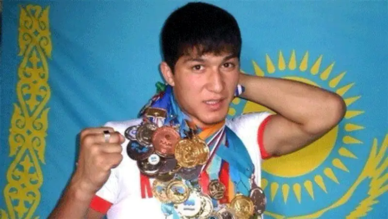 В Актау продолжается расследование по убийству спортсмена Руслана Жуынбаева, фото - Новости Zakon.kz от 14.12.2013 04:39