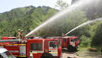 спасатели, фото - Новости Zakon.kz от 25.05.2022 01:08