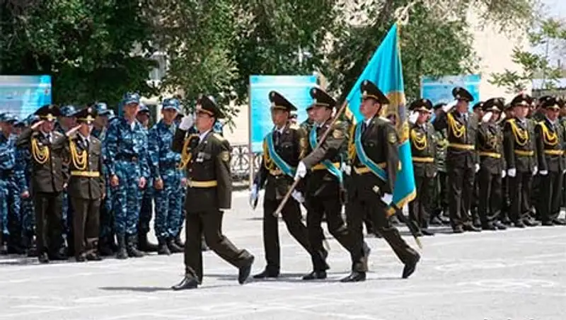 Офицера талдыкорганской воинской части подозревают в убийстве односельчанина, фото - Новости Zakon.kz от 03.12.2013 22:43