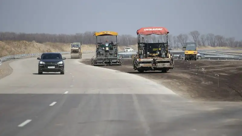 Токаев поручил отремонтировать дороги в Мангистауской области