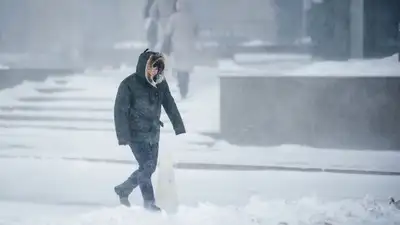 Алматинцев просят не выезжать за город и одеваться теплее, фото - Новости Zakon.kz от 12.01.2023 08:39