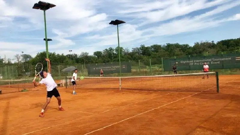 турнир по теннису, фото - Новости Zakon.kz от 13.05.2022 12:56