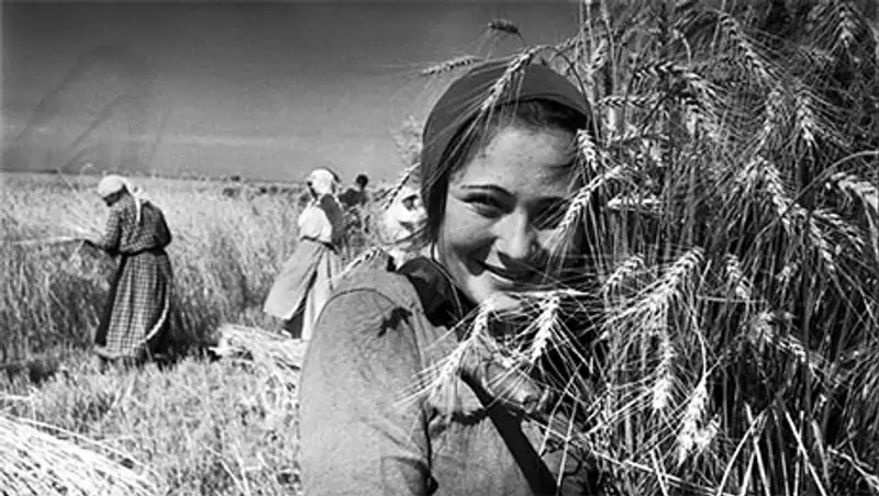 Советская эпоха в самых знаковых фотографиях Маркова-Гринберга, фото - Новости Zakon.kz от 07.11.2013 21:04