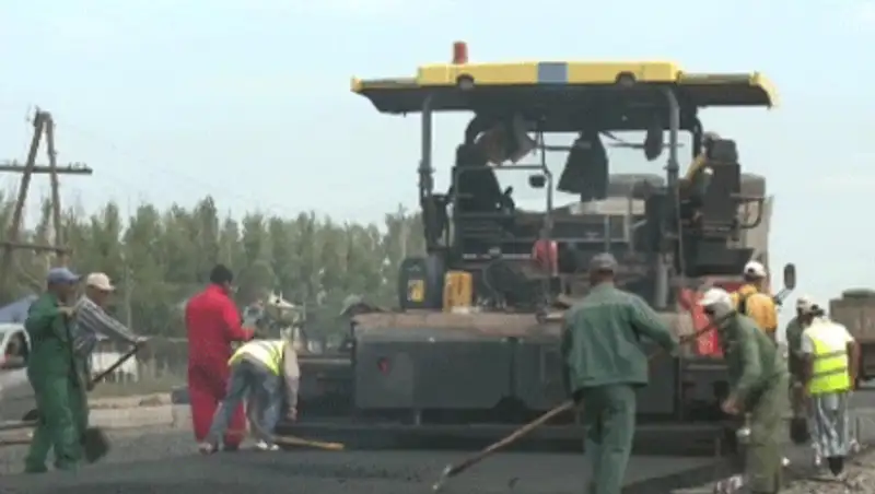Свыше 5 млрд. тенге в 2014 году направят на ремонт дорог в ЗКО, фото - Новости Zakon.kz от 07.12.2013 23:48
