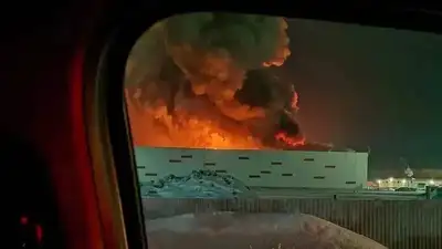 пожар на складе, фото - Новости Zakon.kz от 05.02.2024 22:46