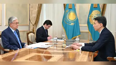 Глава Казатомпрома доложил Токаеву о поставках казахстанского урана за рубеж, фото - Новости Zakon.kz от 05.02.2024 15:37