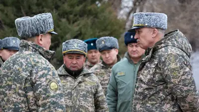 Министр обороны проинспектировал воинские части Шымкентского гарнизона, фото - Новости Zakon.kz от 17.02.2024 22:13
