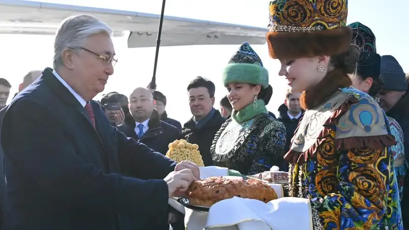 Токаев прилетел в Казань