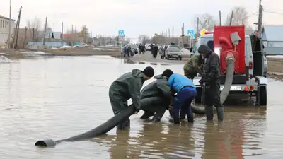 Казахстанцы, сезон паводков