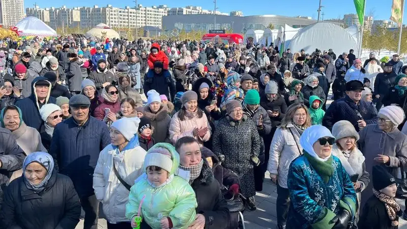 Как в Астане отмечают Наурыз, фото — Новости Zakon.kz от 21.03.2024 13:51